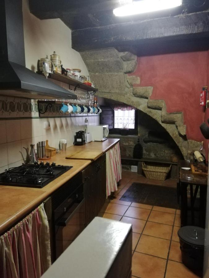 Fuentes de RubielosLa Vieja Escuela别墅 外观 照片